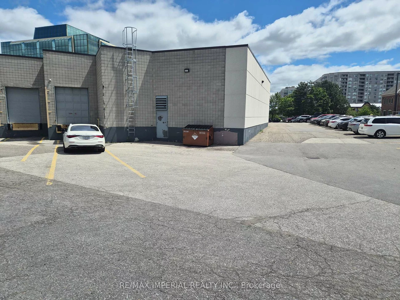 15, West Pearce, Beaver Creek Business Park, Richmond Hill