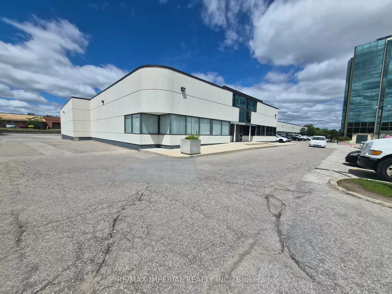 15, West Pearce, Beaver Creek Business Park, Richmond Hill