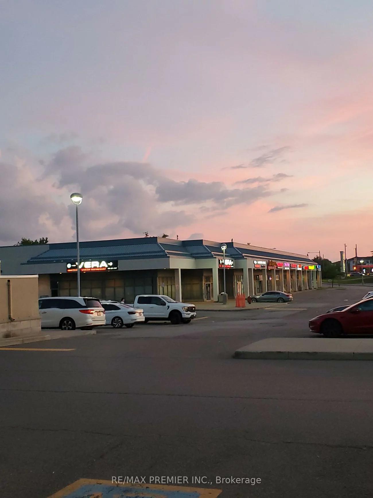 10909, Yonge, Devonsleigh, Richmond Hill