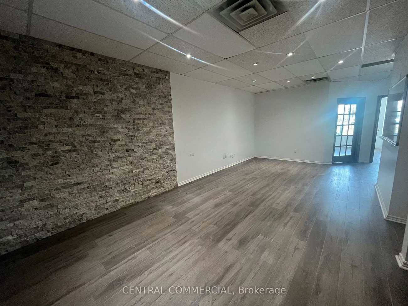 30, Wertheim, Beaver Creek Business Park, Richmond Hill