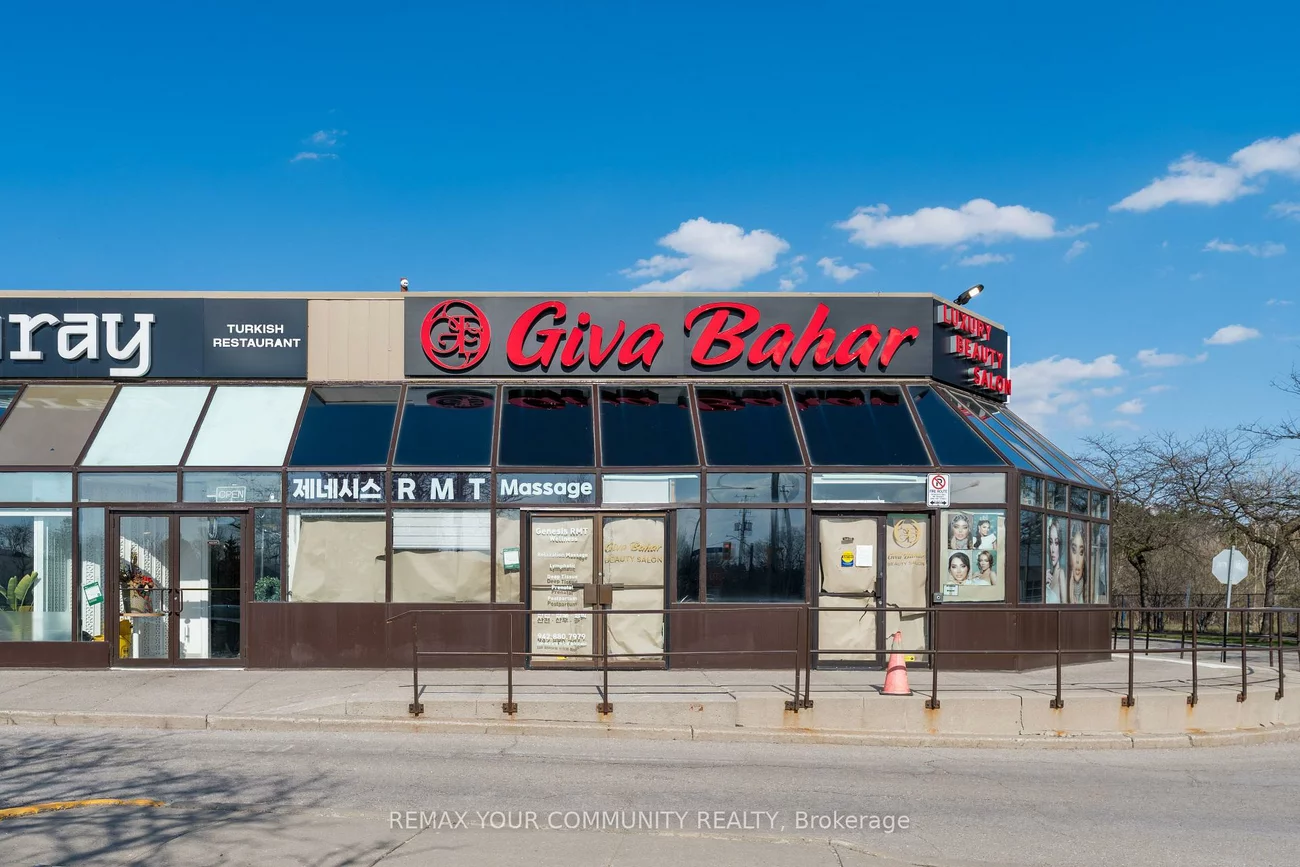9737, Yonge, Harding, Richmond Hill