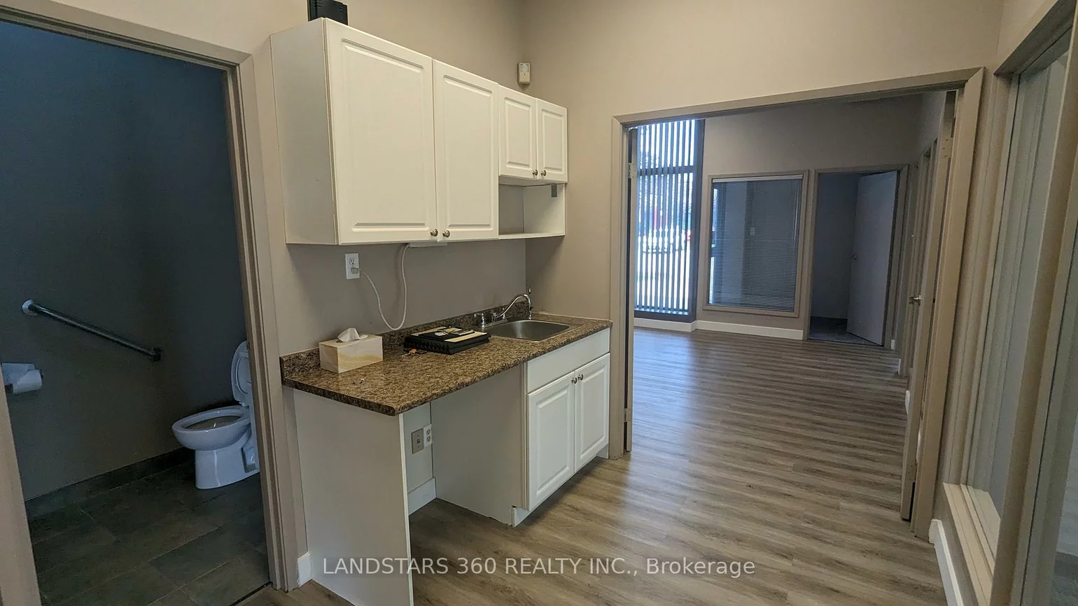 110, West Beaver Creek, Beaver Creek Business Park, Richmond Hill