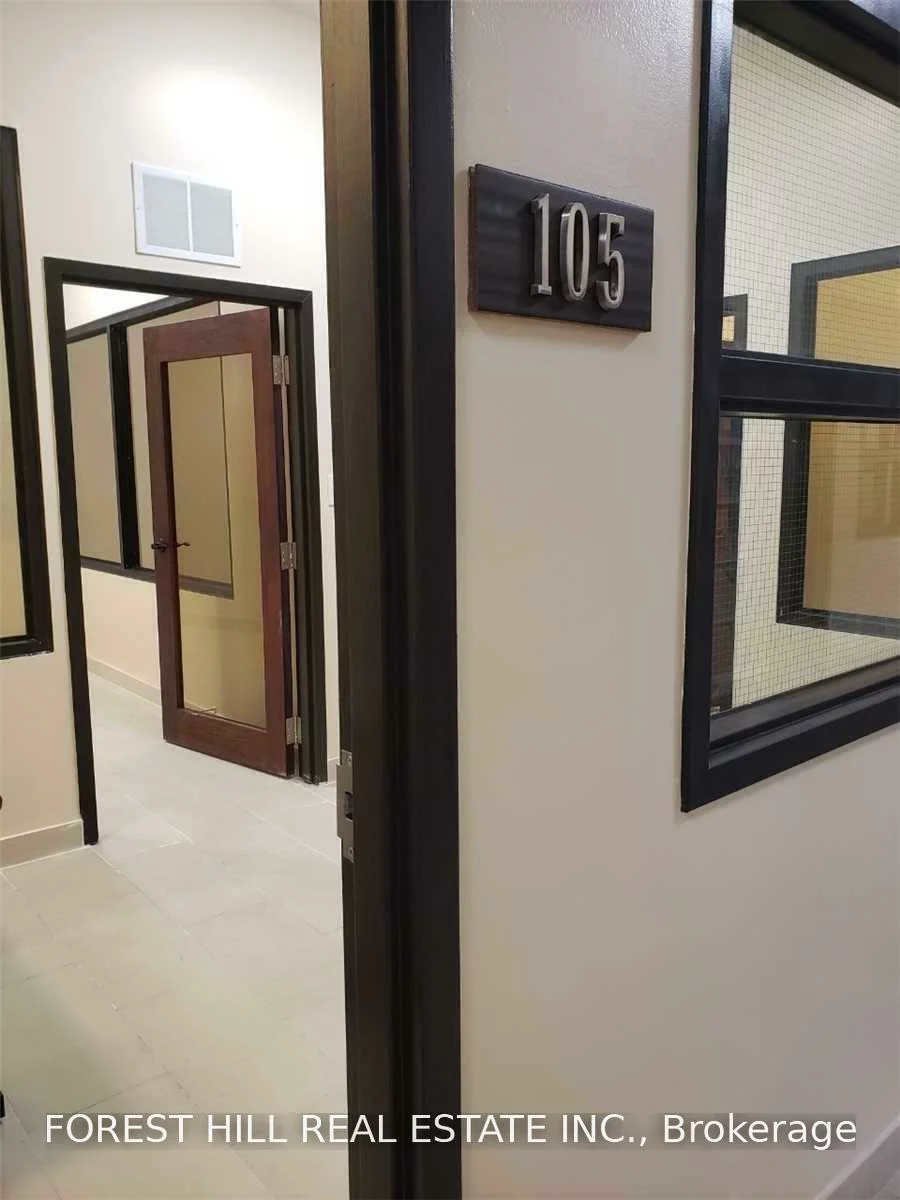 10087, Yonge, Crosby, Richmond Hill