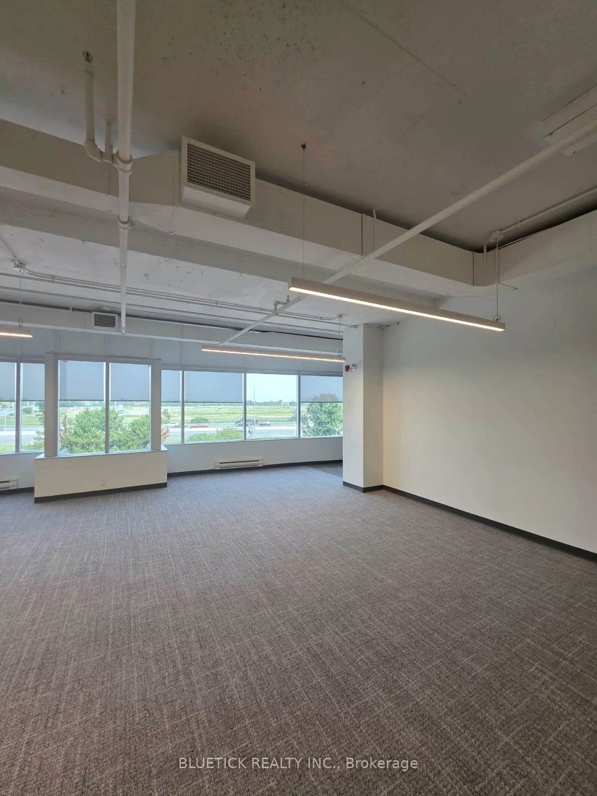 30, Leek, Beaver Creek Business Park, Richmond Hill