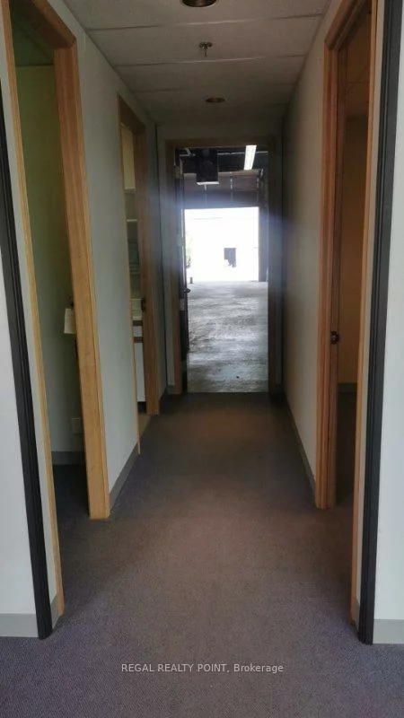 35, West Pearce, Beaver Creek Business Park, Richmond Hill