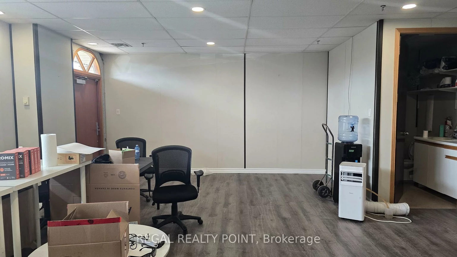 35, West Pearce, Beaver Creek Business Park, Richmond Hill
