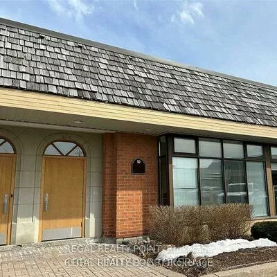 35, West Pearce, Beaver Creek Business Park, Richmond Hill
