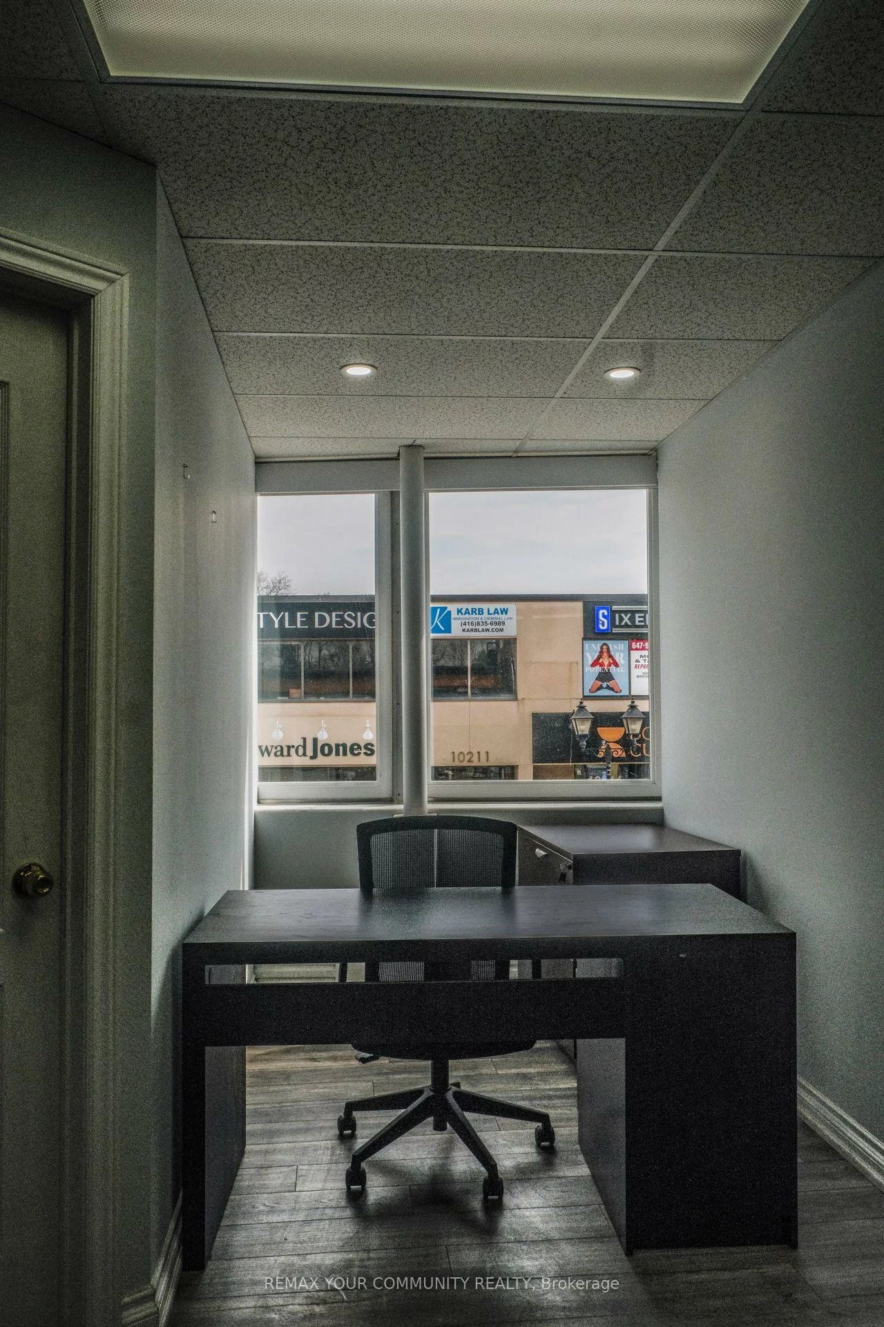 10212, Yonge, Mill Pond, Richmond Hill