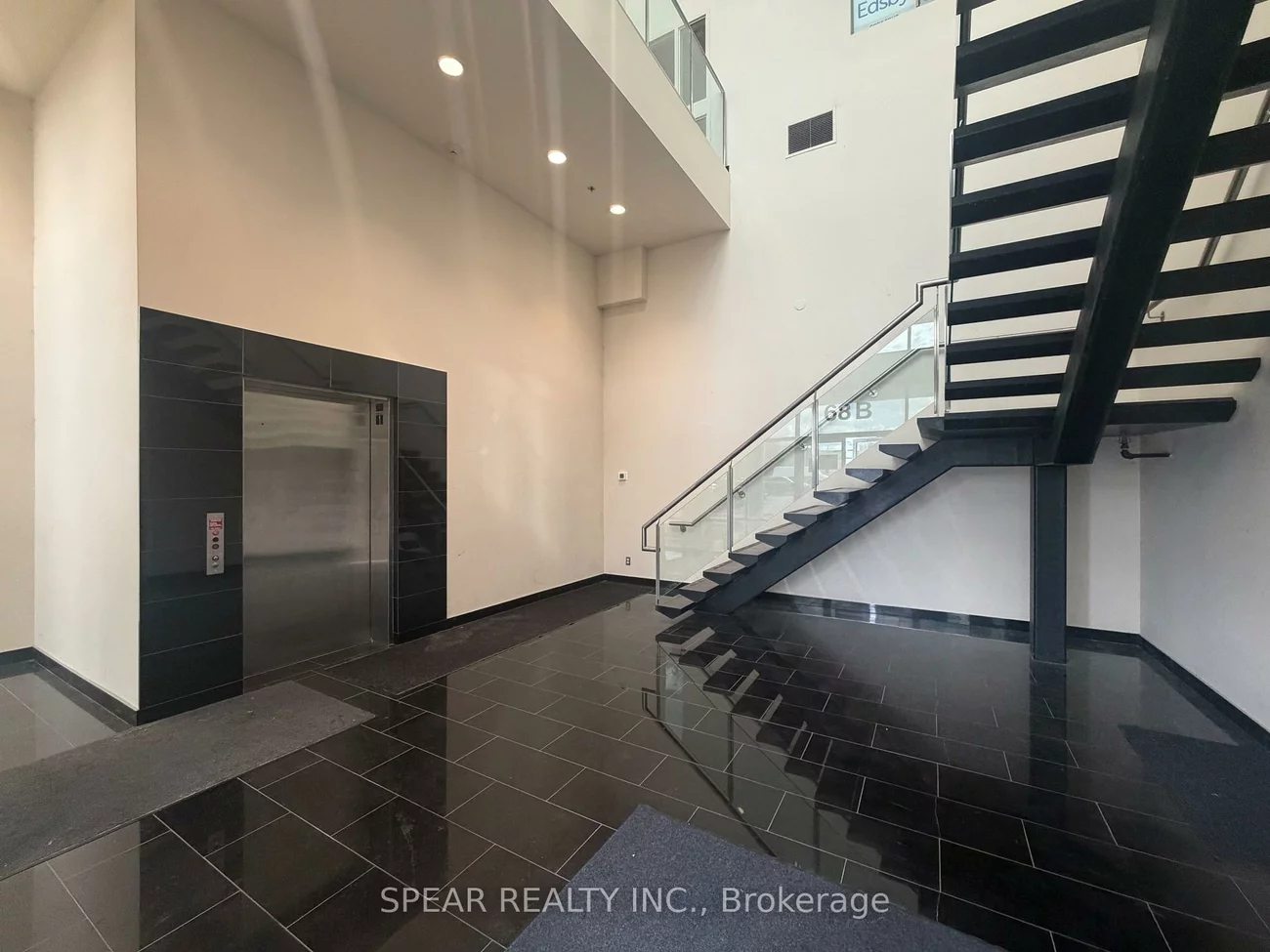 68B, Leek, Beaver Creek Business Park, Richmond Hill