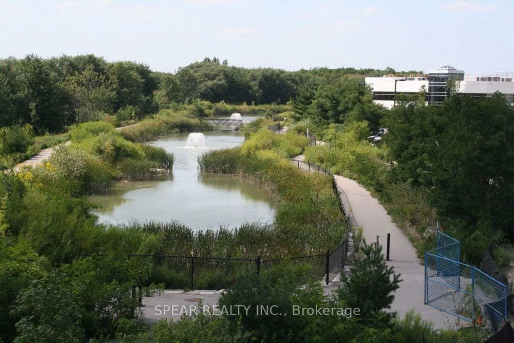 68B, Leek, Beaver Creek Business Park, Richmond Hill
