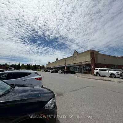 1390, Major Mackenzie, Bayview Hill, Richmond Hill