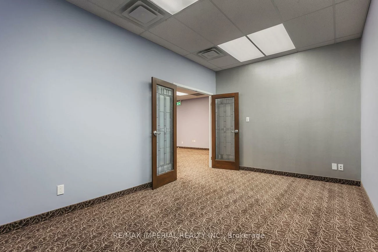 15, Wertheim, Beaver Creek Business Park, Richmond Hill