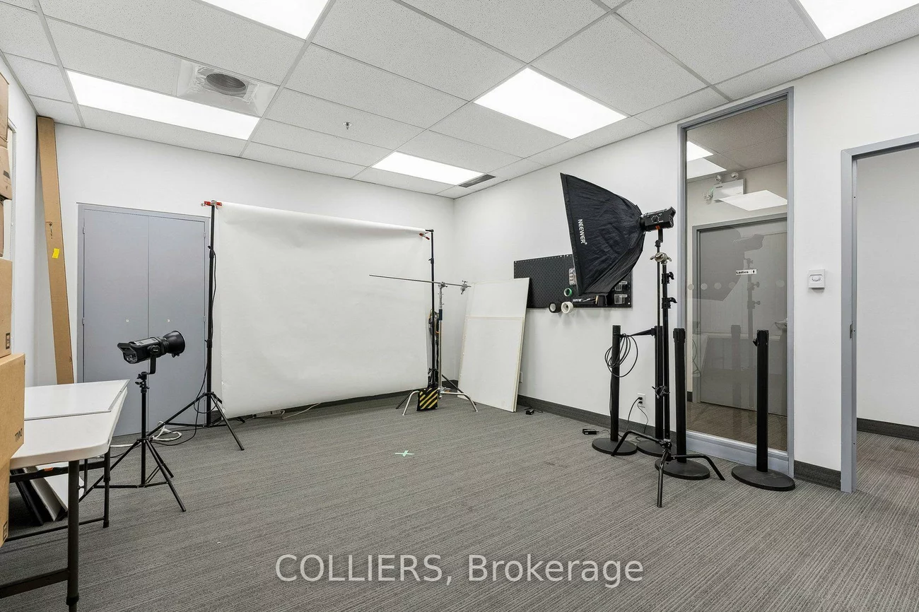 20, East Pearce, Beaver Creek Business Park, Richmond Hill