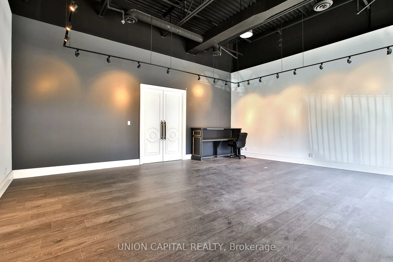 20, Wertheim, Beaver Creek Business Park, Richmond Hill
