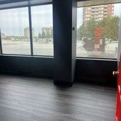 9555, Yonge, Observatory, Richmond Hill