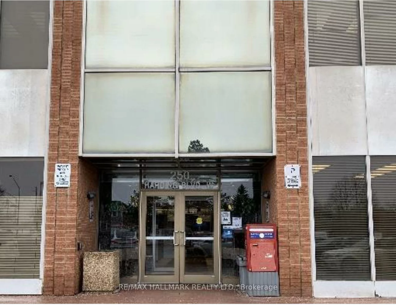 250, Harding, North Richvale, Richmond Hill