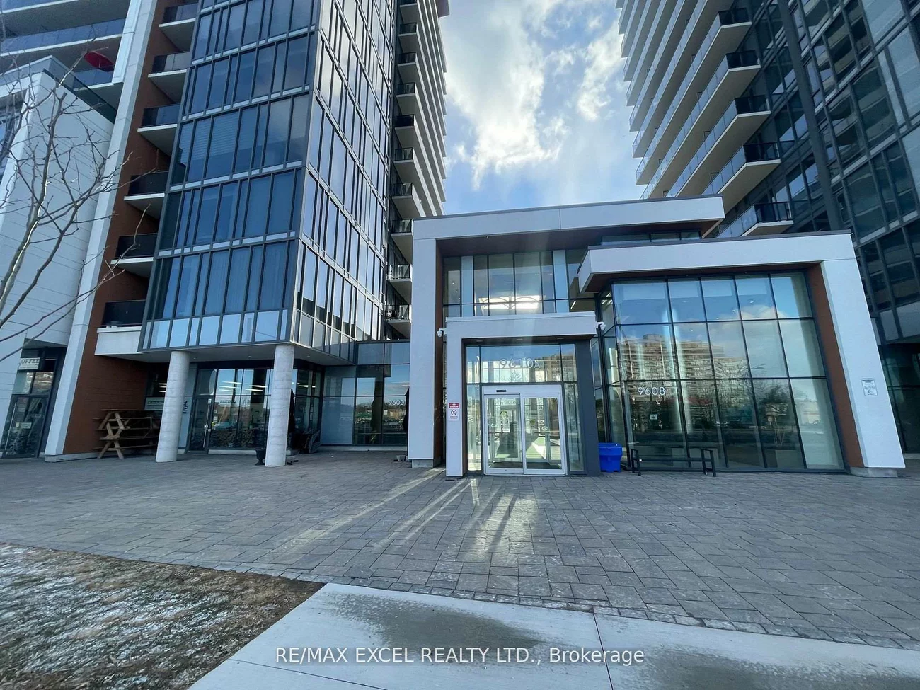 9610, Yonge, North Richvale, Richmond Hill