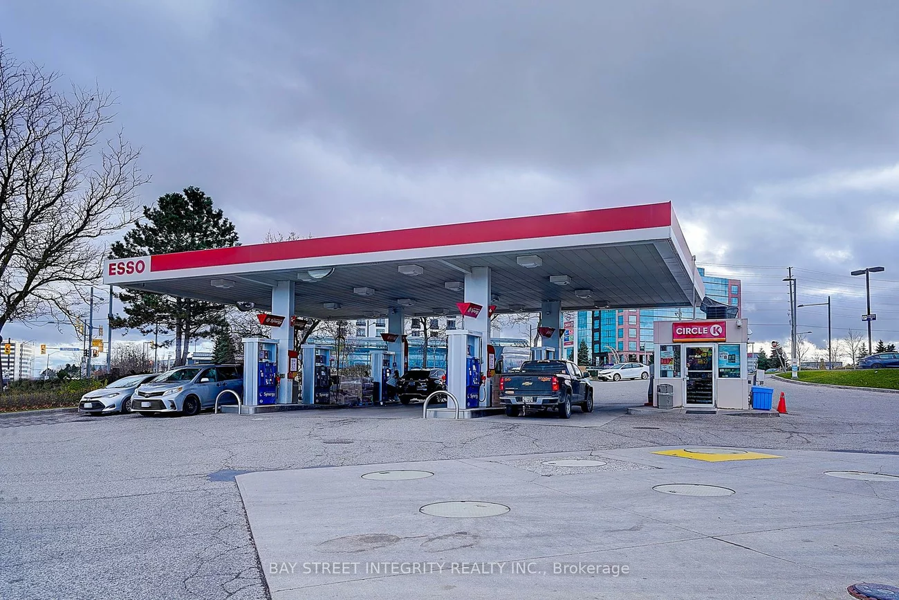 670, Highway 7, Beaver Creek Business Park, Richmond Hill