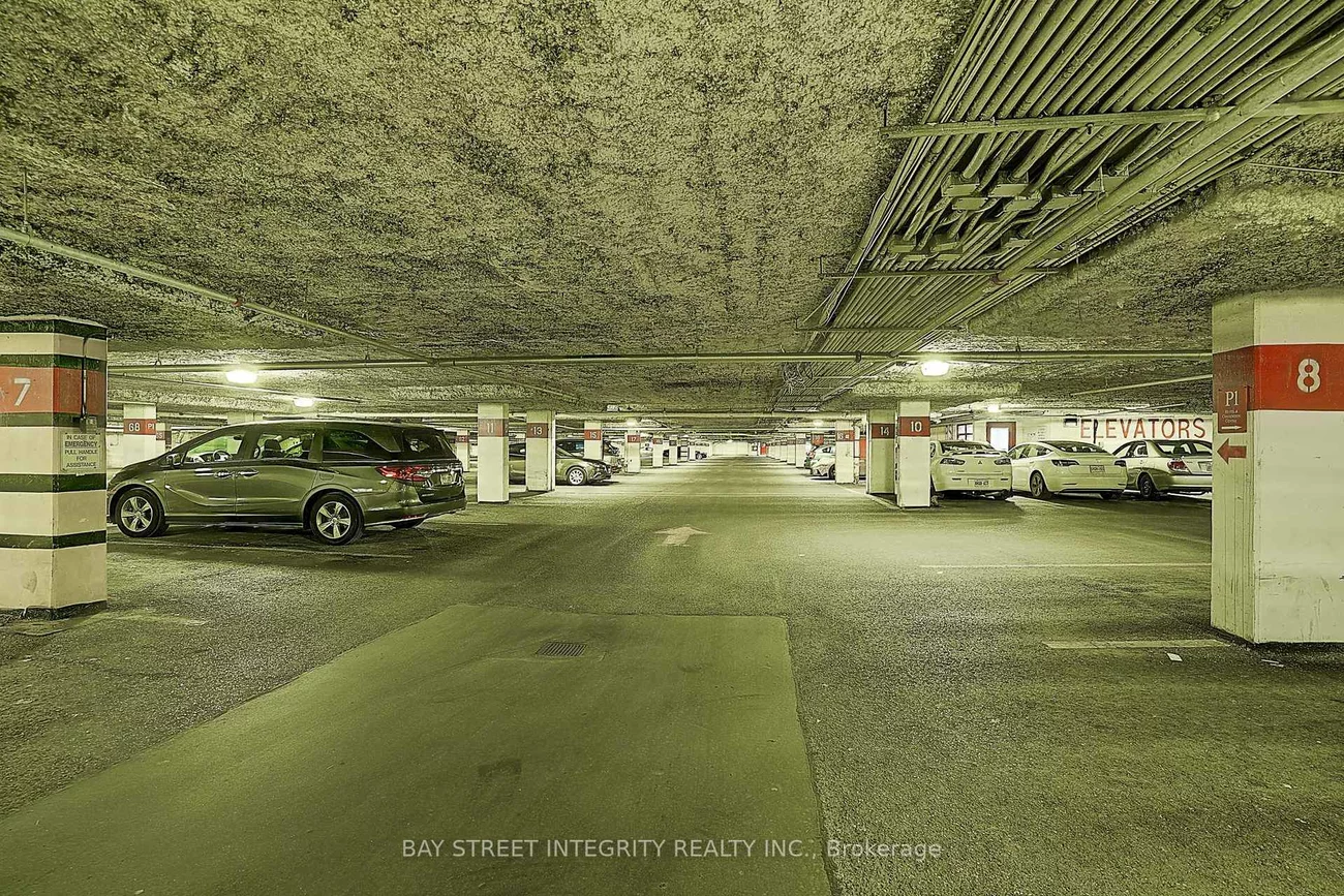 670, Highway 7, Beaver Creek Business Park, Richmond Hill