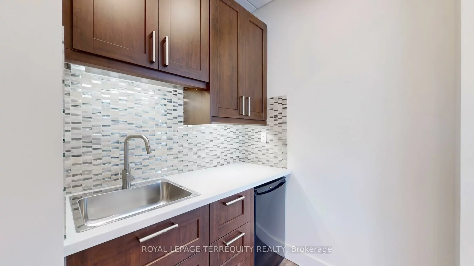 95, West Beaver Creek, Beaver Creek Business Park, Richmond Hill