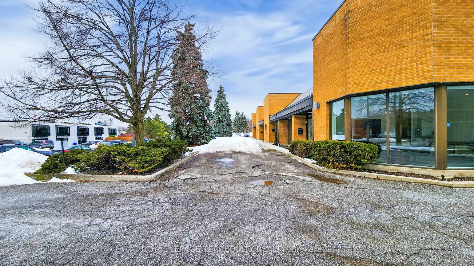 95, West Beaver Creek, Beaver Creek Business Park, Richmond Hill