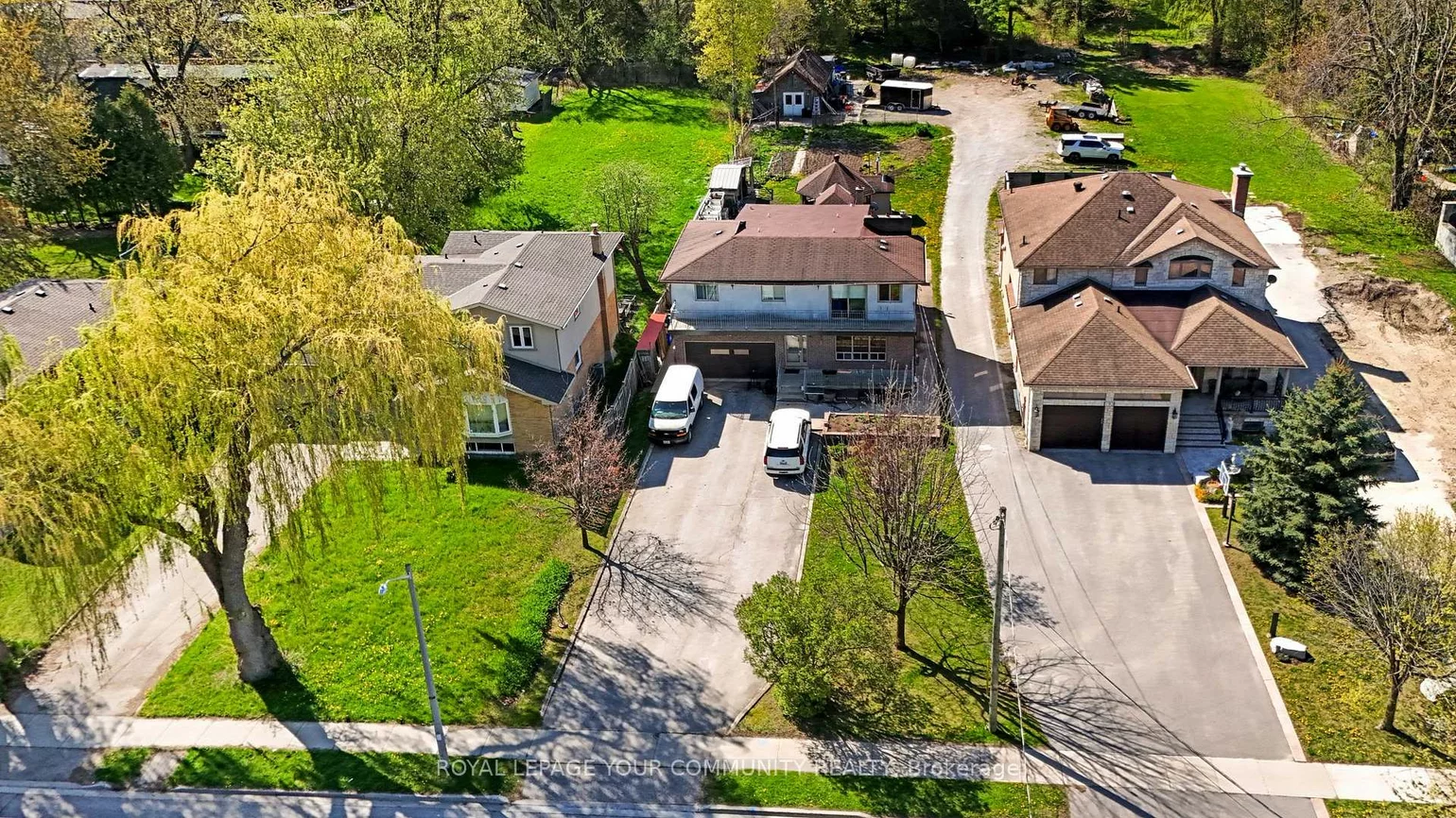 197, Douglas, Oak Ridges Lake Wilcox, Richmond Hill