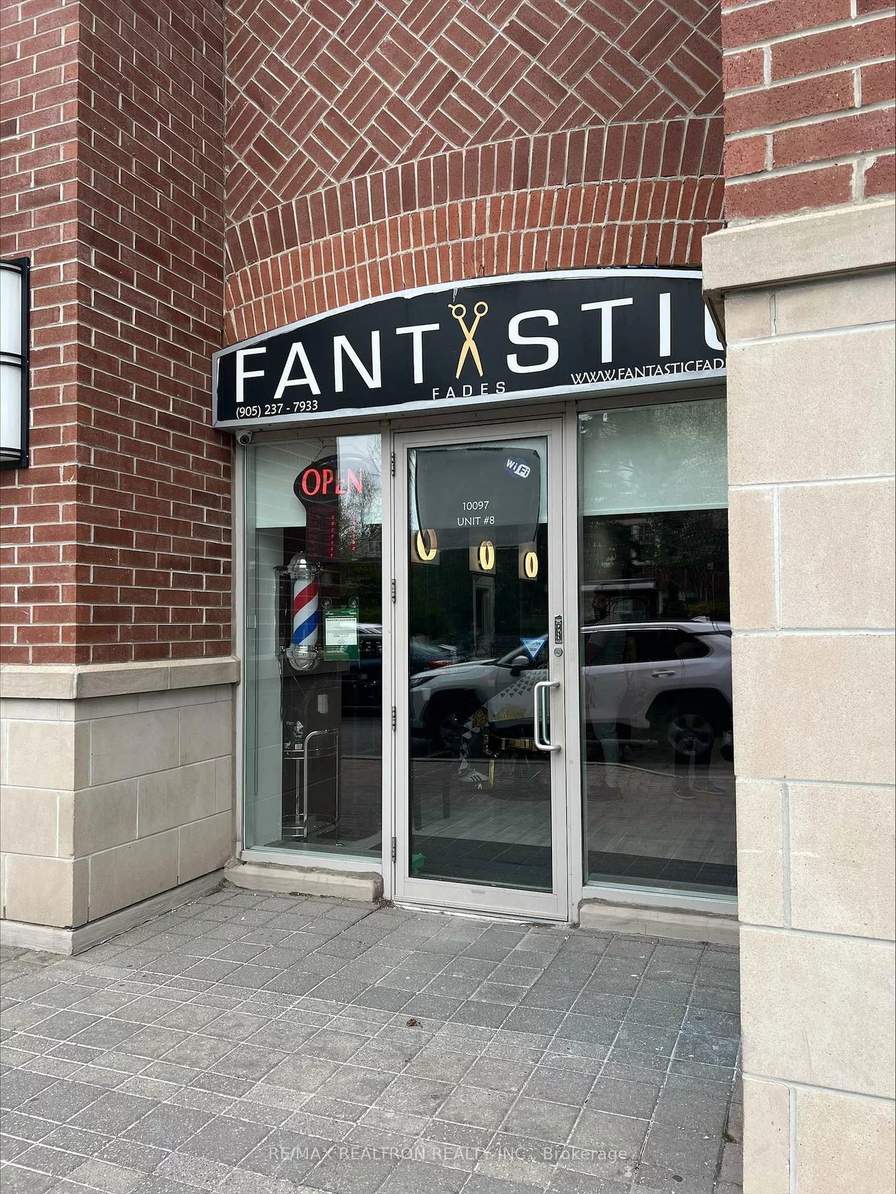 10097, Yonge, Crosby, Richmond Hill