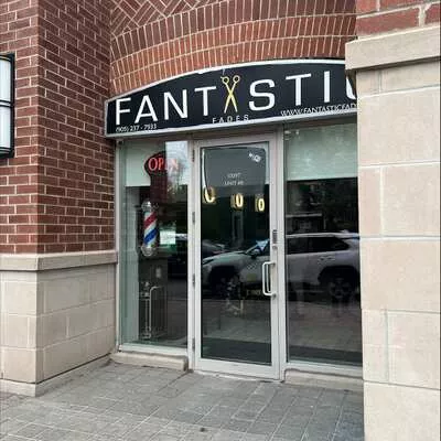 10097, Yonge, Crosby, Richmond Hill