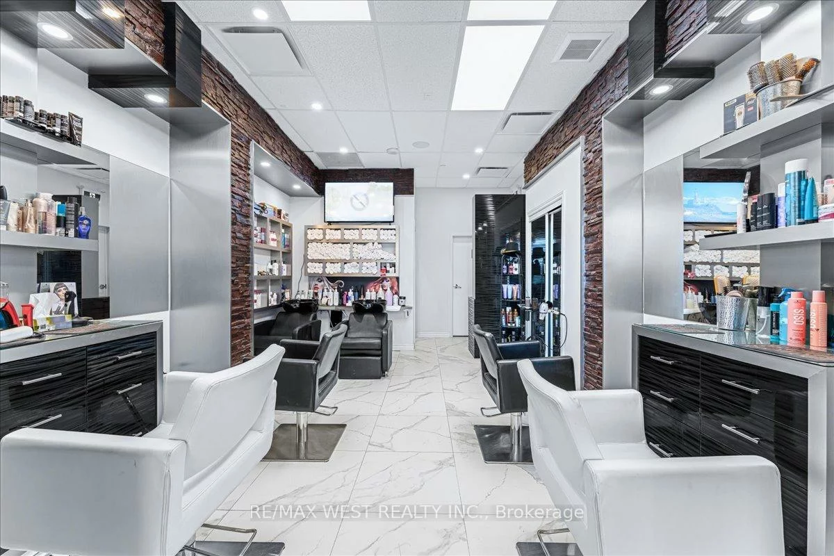 9610, Yonge, North Richvale, Richmond Hill