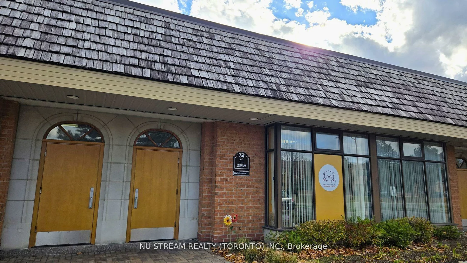 35, West Pearce, Beaver Creek Business Park, Richmond Hill