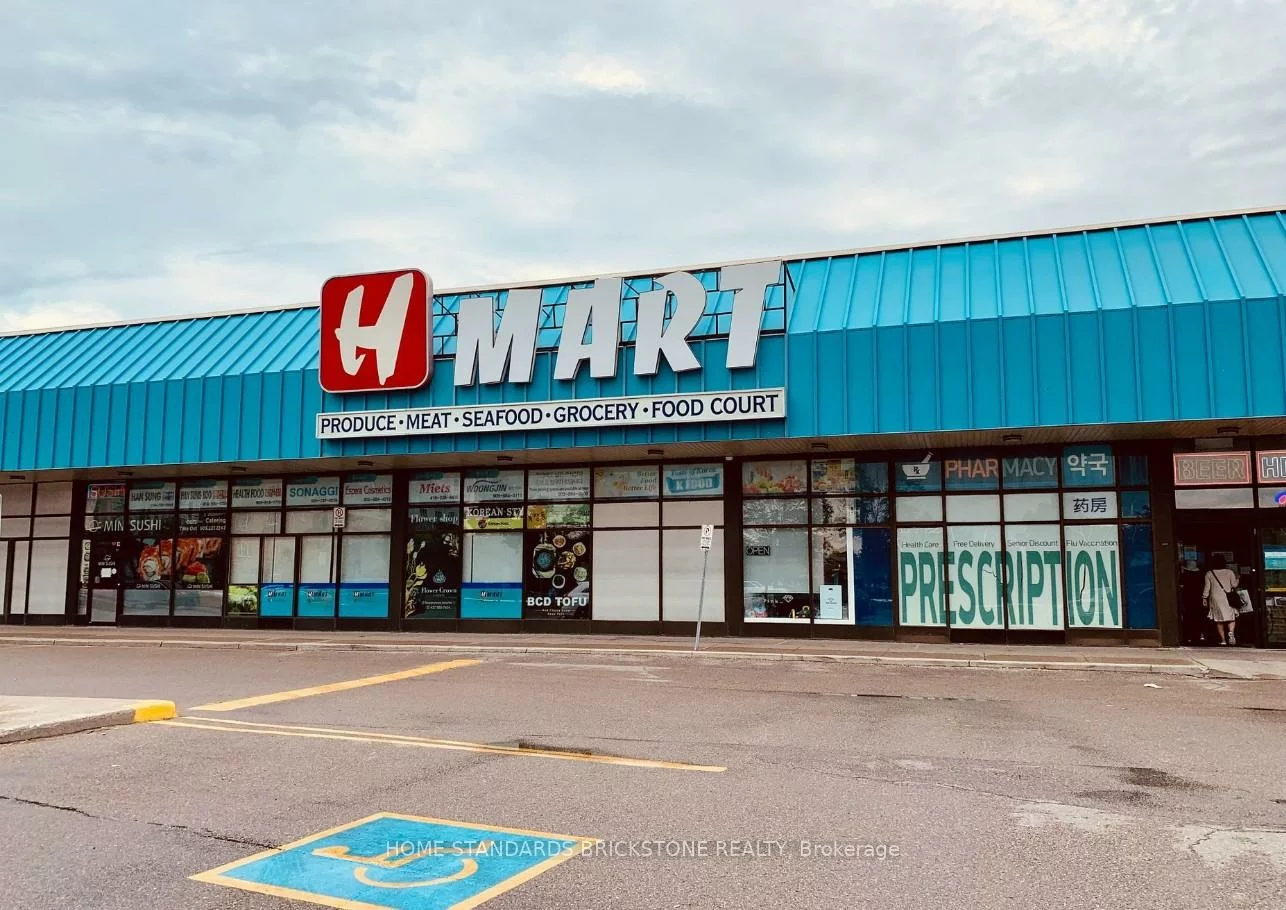 9737, Yonge, Harding, Richmond Hill