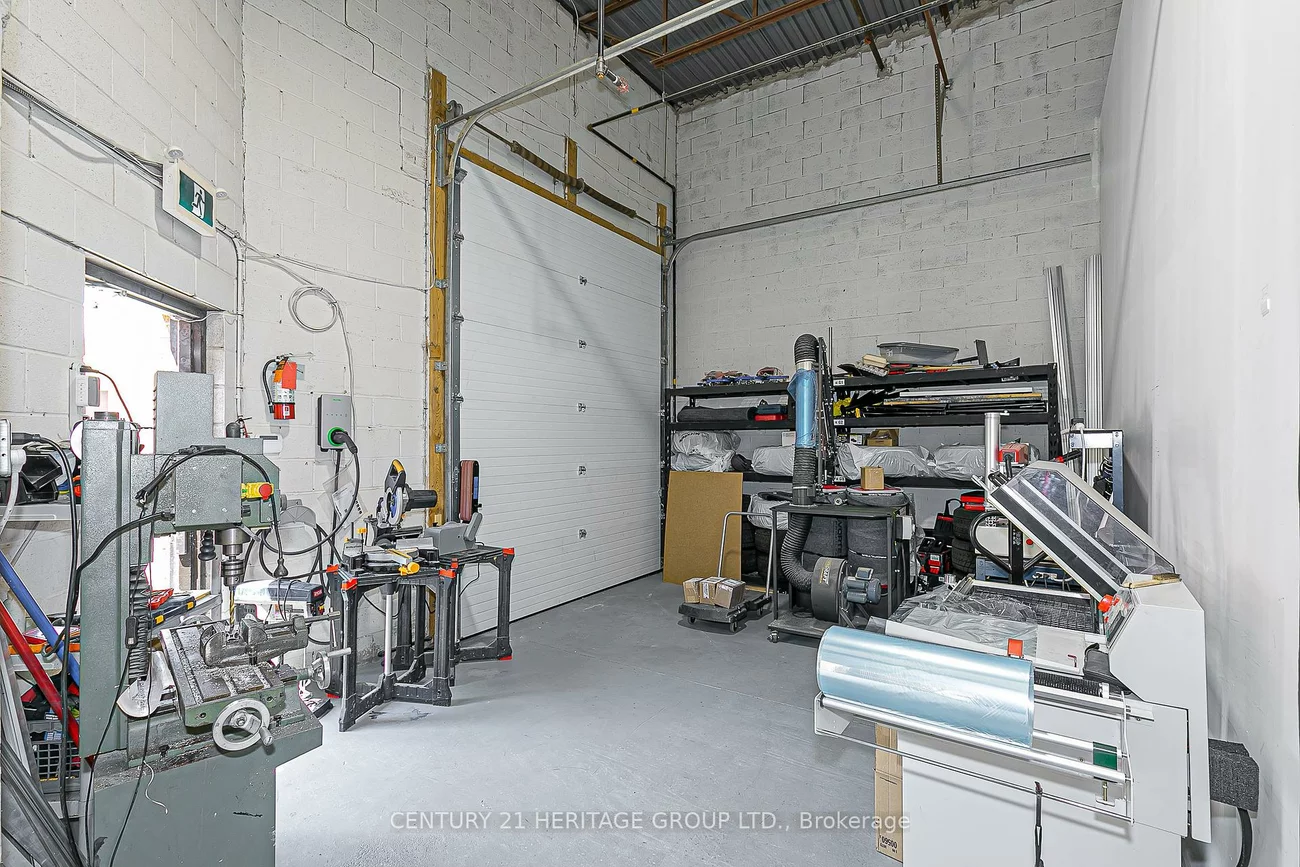 16, Sims, Beaver Creek Business Park, Richmond Hill