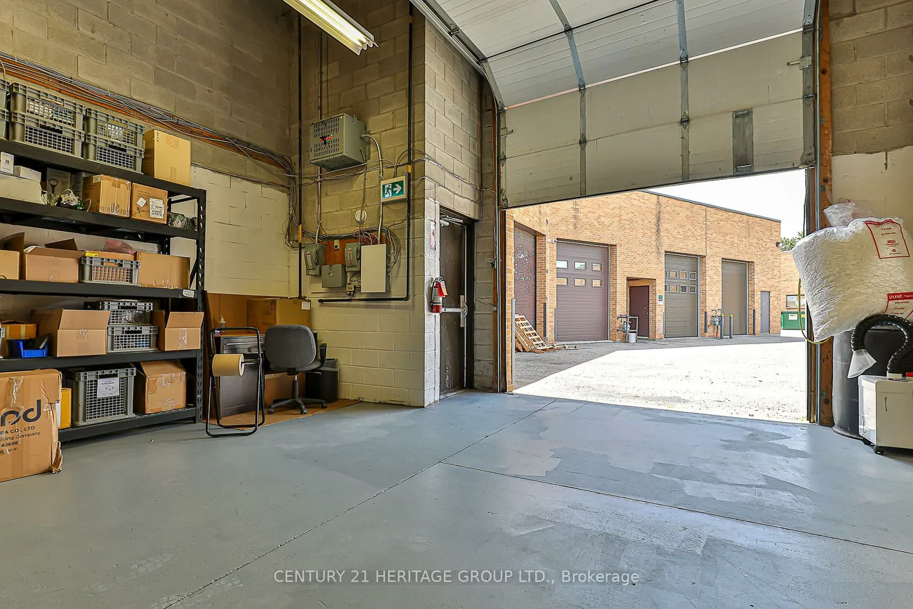16, Sims, Beaver Creek Business Park, Richmond Hill