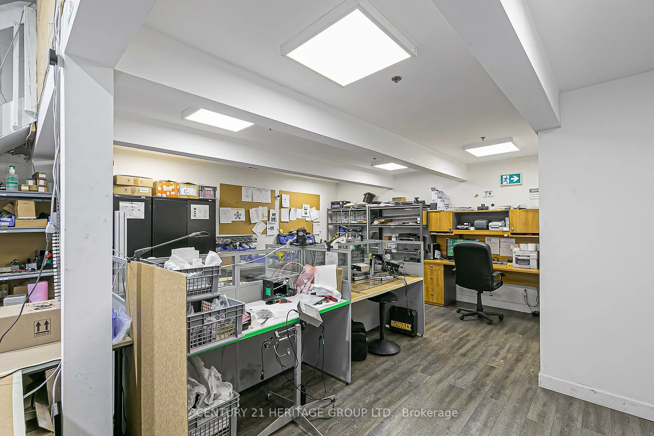 16, Sims, Beaver Creek Business Park, Richmond Hill