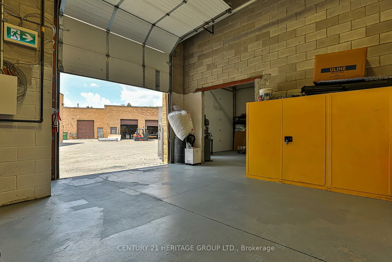 16, Sims, Beaver Creek Business Park, Richmond Hill