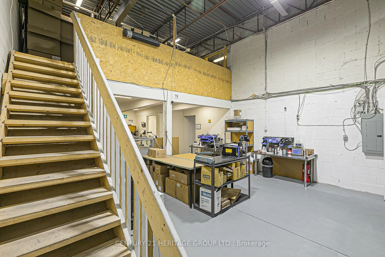 16, Sims, Beaver Creek Business Park, Richmond Hill