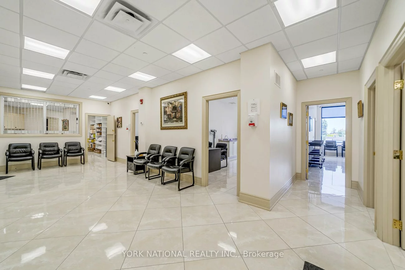10376, Yonge, Mill Pond, Richmond Hill