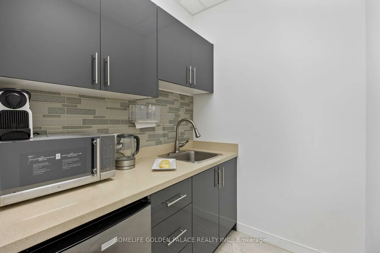 9610, Yonge, North Richvale, Richmond Hill