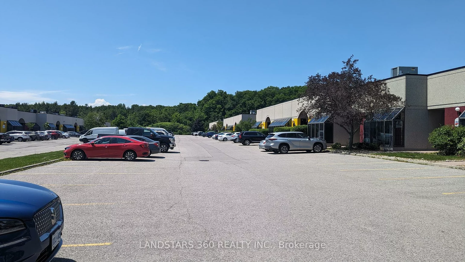 100, West Beaver Creek, Beaver Creek Business Park, Richmond Hill