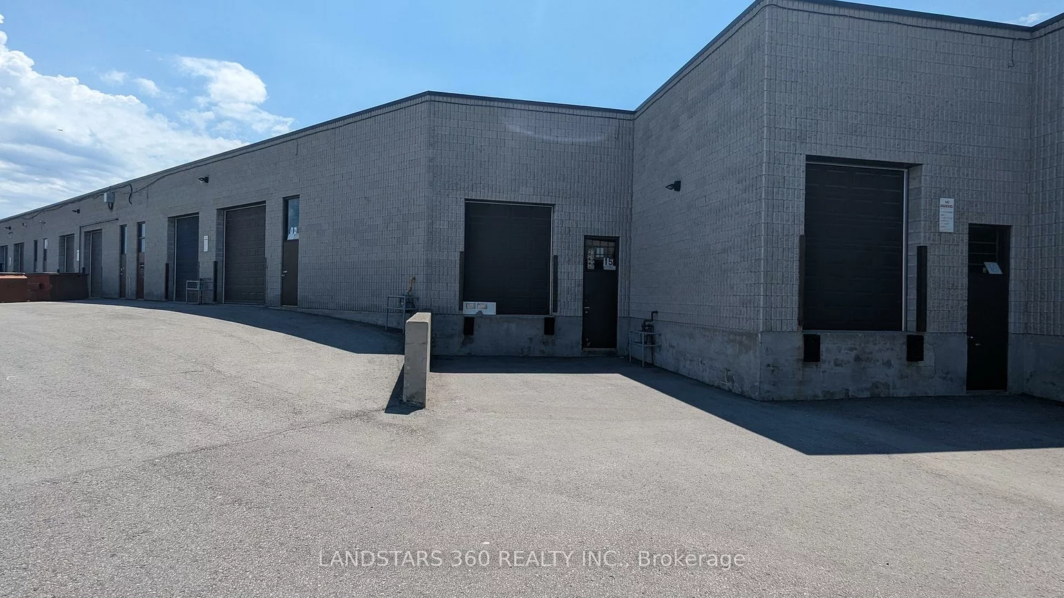 100, West Beaver Creek, Beaver Creek Business Park, Richmond Hill