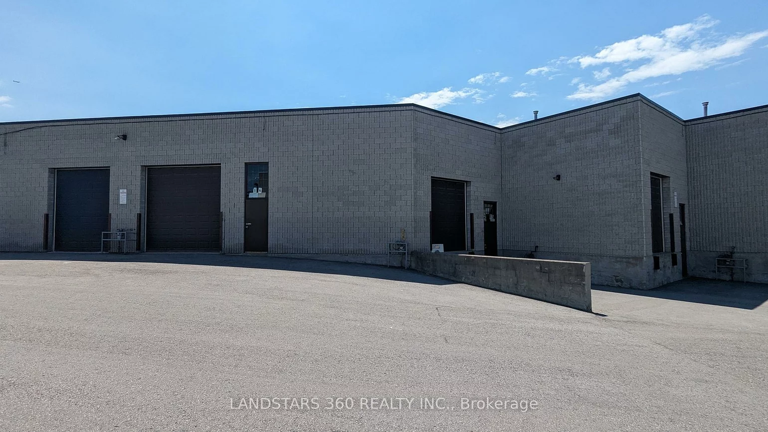 100, West Beaver Creek, Beaver Creek Business Park, Richmond Hill