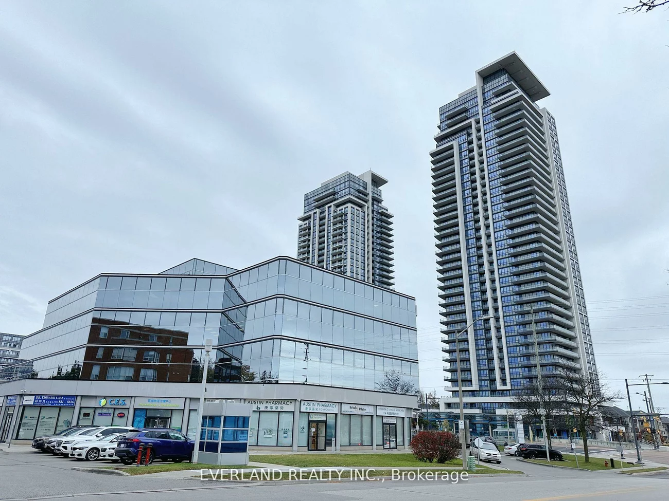 328, Highway 7, Doncrest, Richmond Hill