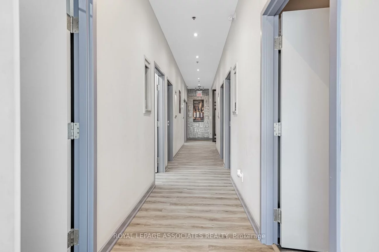 1390, Major Makenzie, Bayview Hill, Richmond Hill