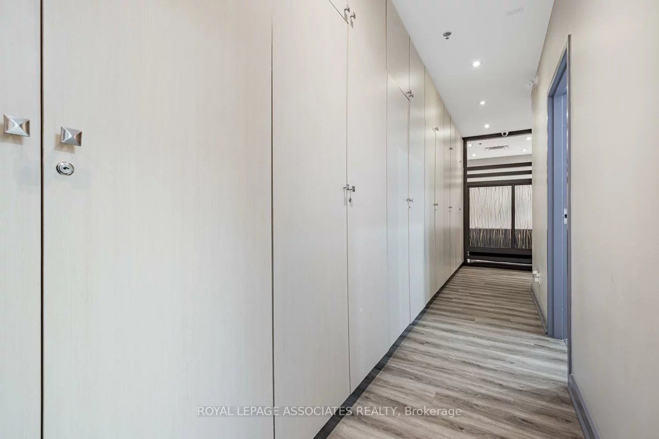 1390, Major Makenzie, Bayview Hill, Richmond Hill