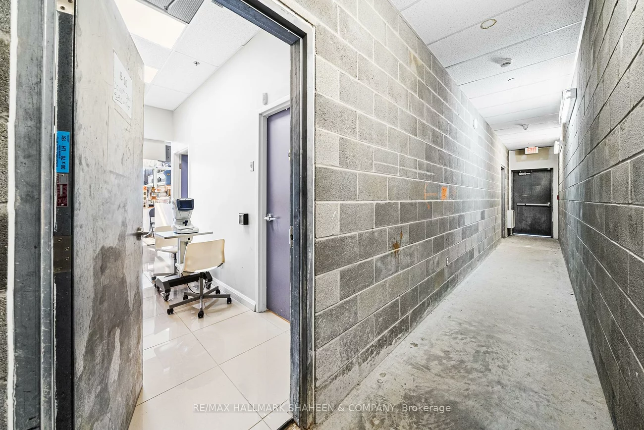 9610, Yonge, North Richvale, Richmond Hill