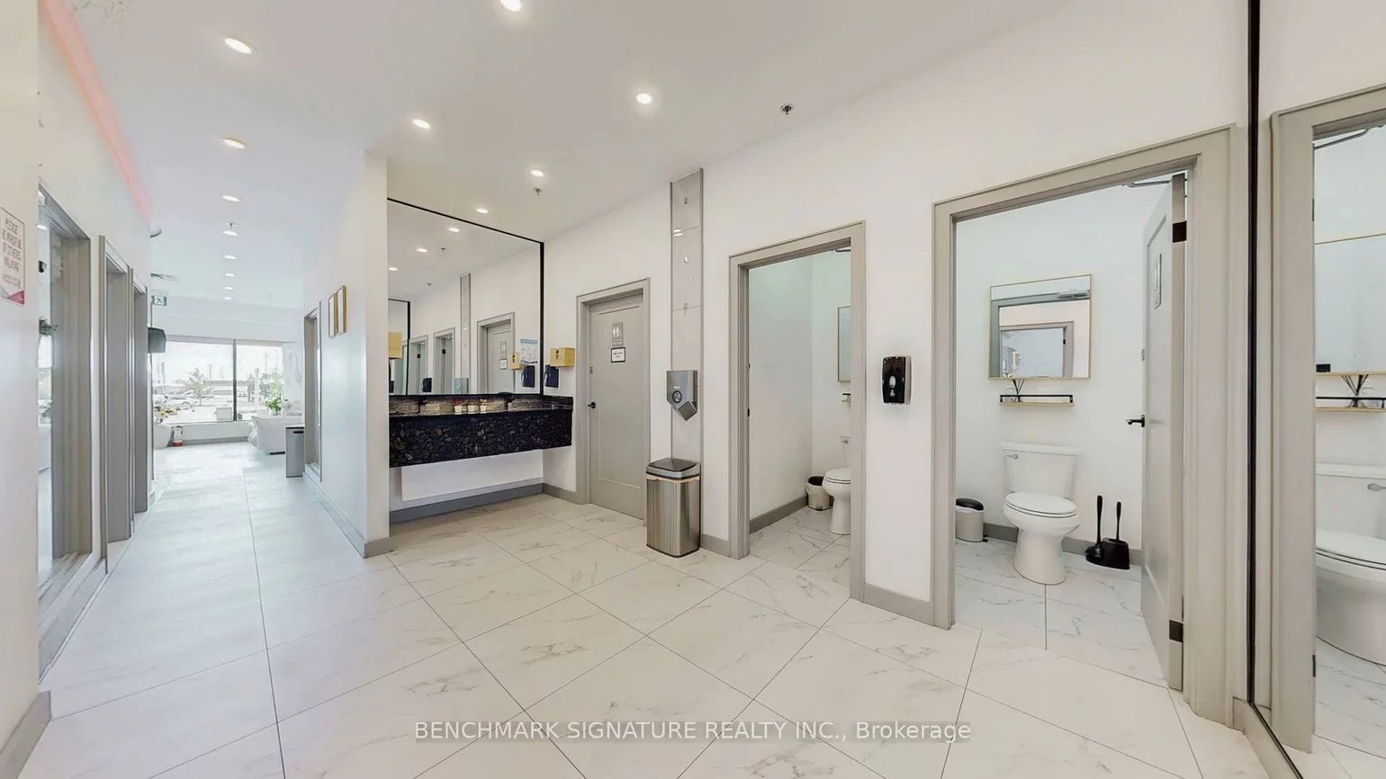 160, East Beaver Creek, Beaver Creek Business Park, Richmond Hill