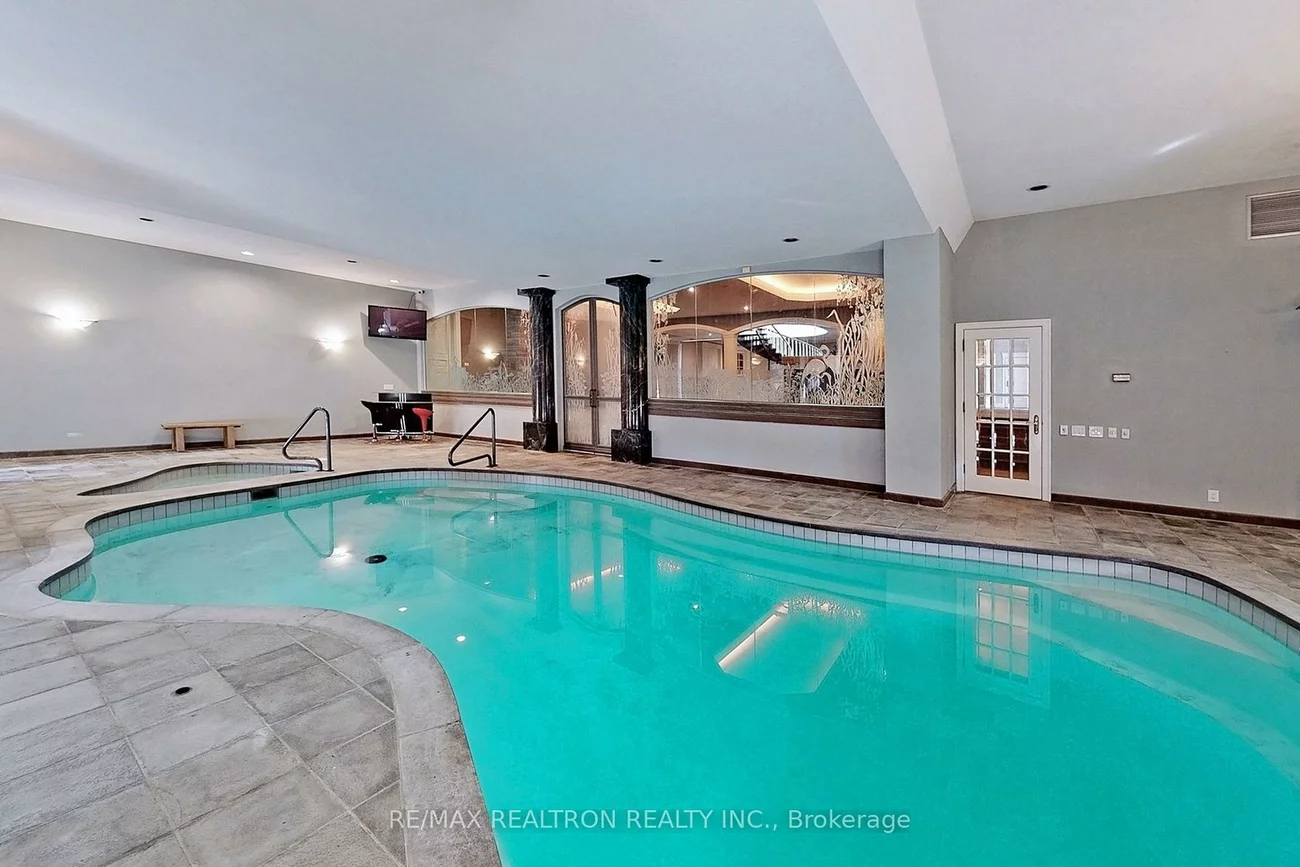 16, Finesse, Oak Ridges Lake Wilcox, Richmond Hill