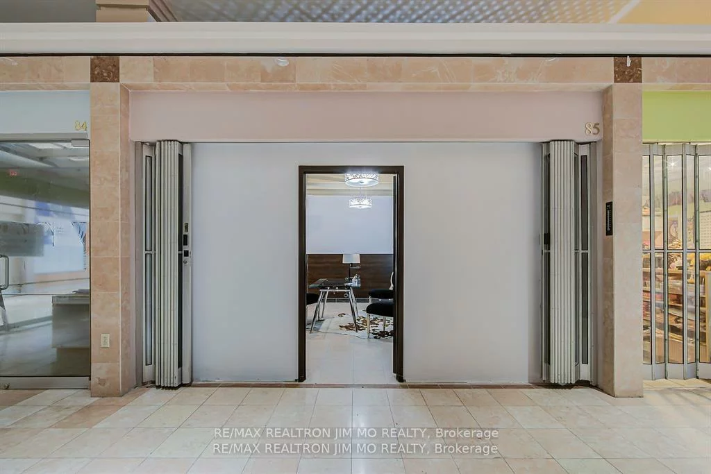 670, Highway 7, Beaver Creek Business Park, Richmond Hill