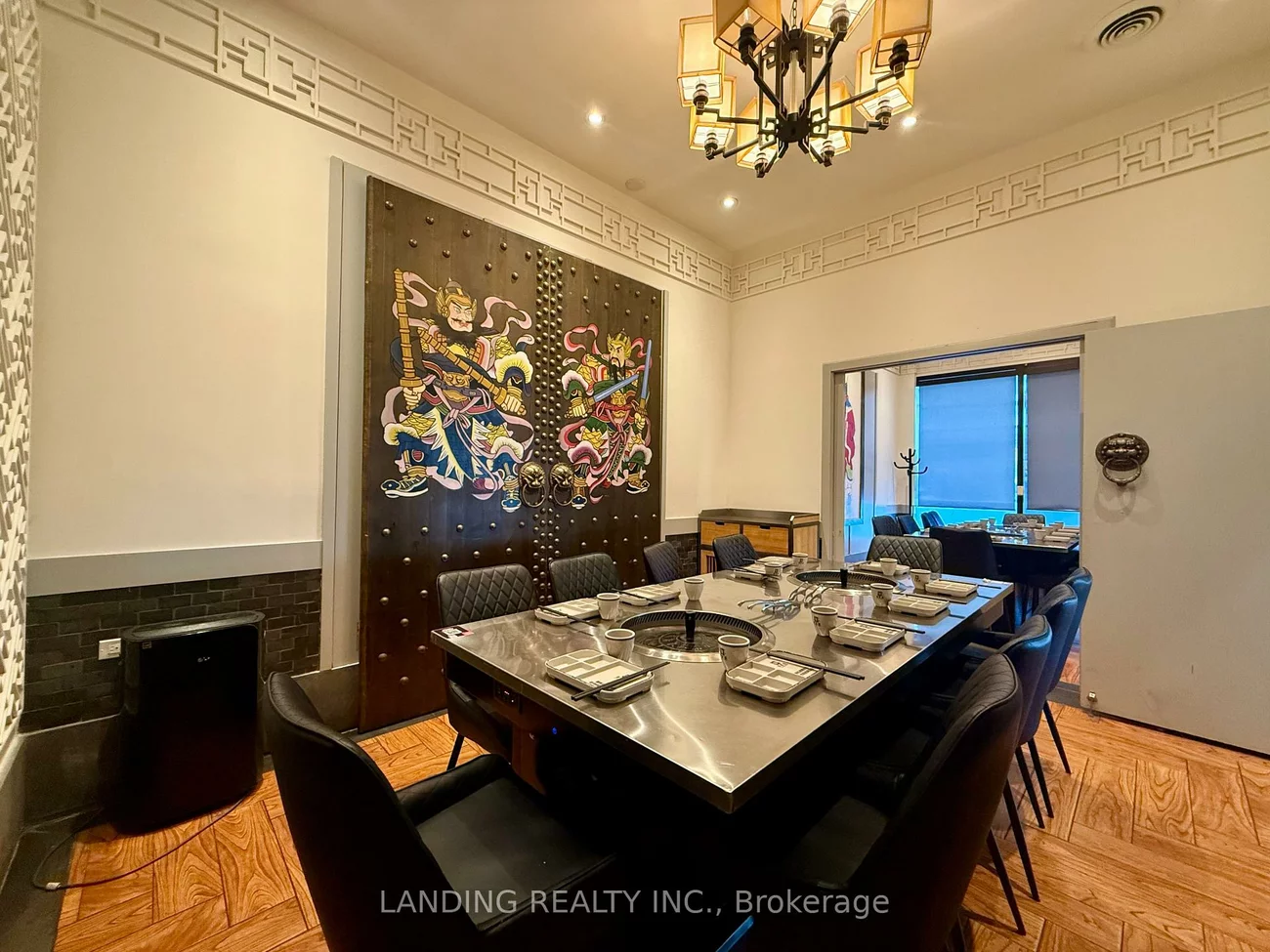 350, Highway 7 E, Doncrest, Richmond Hill