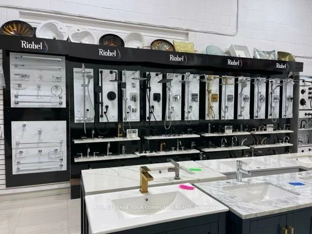 9120, Leslie, Bayview Hill, Richmond Hill